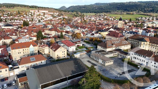 Appartement T5 à vendre - 5 pièces - 100.65 m2 - PONTARLIER - 25 - FRANCHE-COMTE - Century 21 Avenir Immobilier