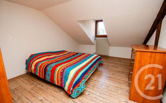 Appartement T3 à vendre - 4 pièces - 87.0 m2 - PONTARLIER - 25 - FRANCHE-COMTE - Century 21 Avenir Immobilier