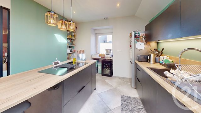 Appartement T4 à vendre - 4 pièces - 110.27 m2 - DOUBS - 25 - FRANCHE-COMTE - Century 21 Avenir Immobilier