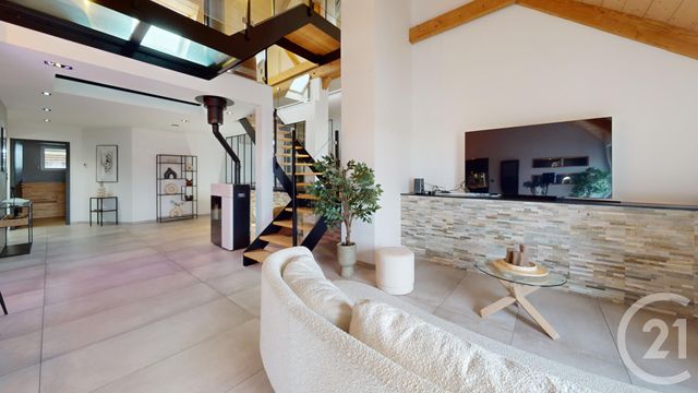 Afficher la photo en grand Appartement à vendre - 10 pièces - 145.0 m2 - STE COLOMBE - 25 - FRANCHE-COMTE - Century 21 Avenir Immobilier