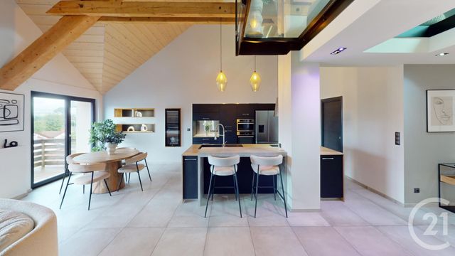 Afficher la photo en grand Appartement à vendre - 10 pièces - 145.0 m2 - STE COLOMBE - 25 - FRANCHE-COMTE - Century 21 Avenir Immobilier