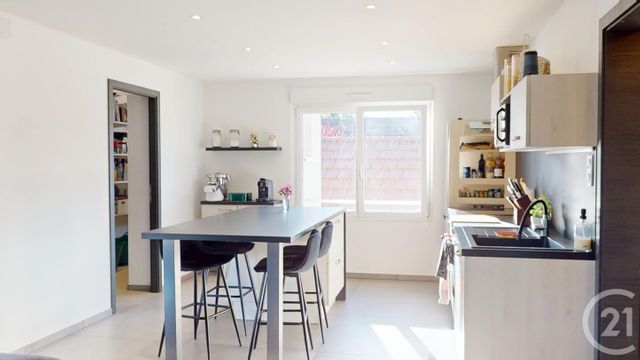 Appartement F5 à vendre - 6 pièces - 126.0 m2 - DOUBS - 25 - FRANCHE-COMTE - Century 21 Avenir Immobilier
