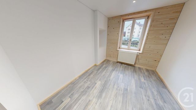 Appartement T4 à vendre - 4 pièces - 95.0 m2 - PONTARLIER - 25 - FRANCHE-COMTE - Century 21 Avenir Immobilier