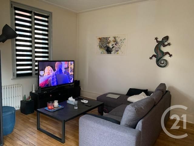 Appartement T3 à louer - 3 pièces - 83.36 m2 - PONTARLIER - 25 - FRANCHE-COMTE - Century 21 Avenir Immobilier