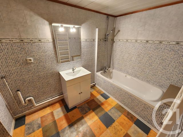 Appartement à vendre - 3 pièces - 74.0 m2 - LES GRANGETTES - 25 - FRANCHE-COMTE - Century 21 Avenir Immobilier