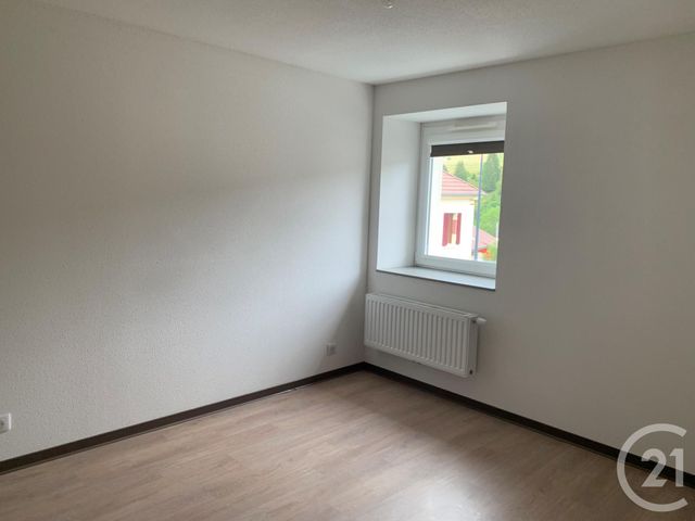 Afficher la photo en grand Appartement F4 à louer - 4 pièces - 73.72 m2 - VILLE DU PONT - 25 - FRANCHE-COMTE - Century 21 Avenir Immobilier