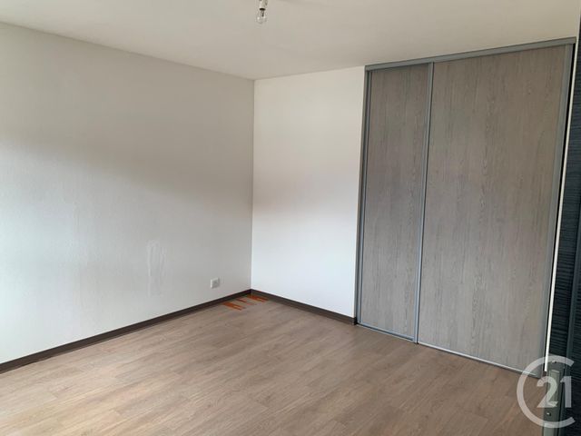 Afficher la photo en grand Appartement F4 à louer - 4 pièces - 73.72 m2 - VILLE DU PONT - 25 - FRANCHE-COMTE - Century 21 Avenir Immobilier