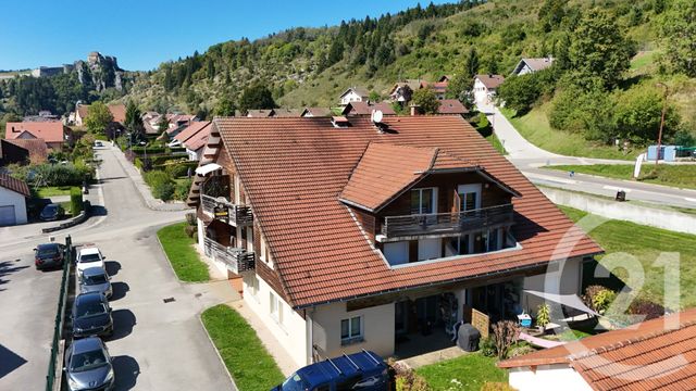 Appartement F2 à vendre - 2 pièces - 60.0 m2 - LA CLUSE ET MIJOUX - 25 - FRANCHE-COMTE - Century 21 Avenir Immobilier