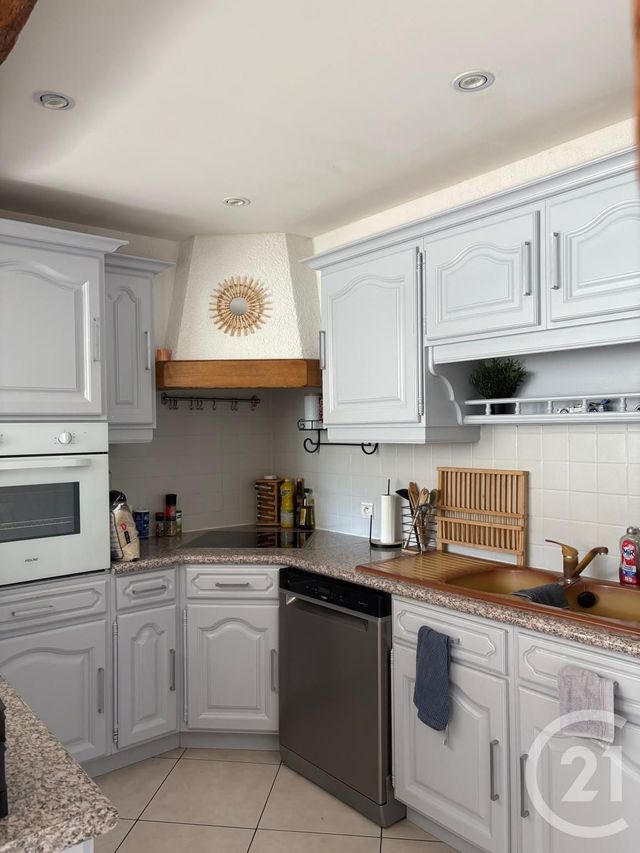 Afficher la photo en grand Appartement Duplex à louer - 3 pièces - 51.48 m2 - LA CLUSE ET MIJOUX - 25 - FRANCHE-COMTE - Century 21 Avenir Immobilier