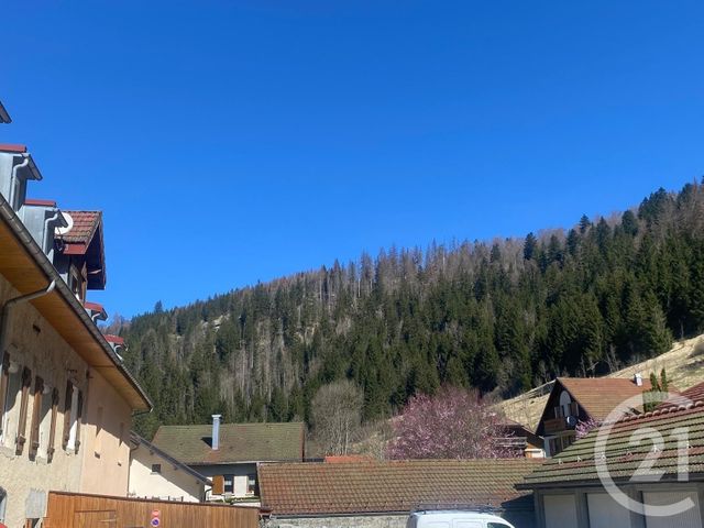 Afficher la photo en grand Appartement Duplex à louer - 3 pièces - 51.48 m2 - LA CLUSE ET MIJOUX - 25 - FRANCHE-COMTE - Century 21 Avenir Immobilier