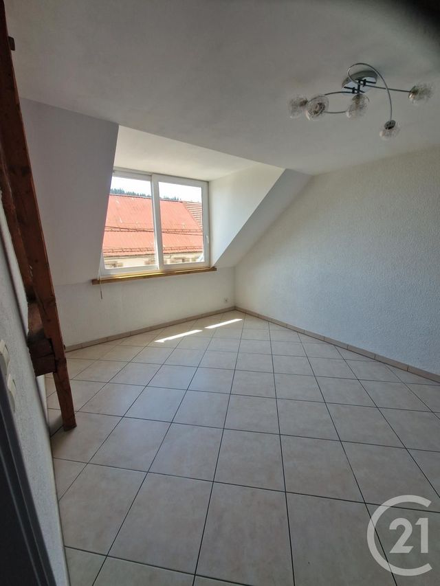 Afficher la photo en grand Appartement Duplex à louer - 3 pièces - 51.48 m2 - LA CLUSE ET MIJOUX - 25 - FRANCHE-COMTE - Century 21 Avenir Immobilier