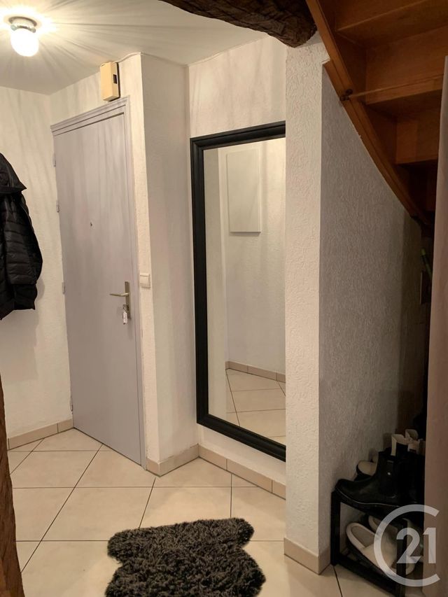 Afficher la photo en grand Appartement Duplex à louer - 3 pièces - 51.48 m2 - LA CLUSE ET MIJOUX - 25 - FRANCHE-COMTE - Century 21 Avenir Immobilier
