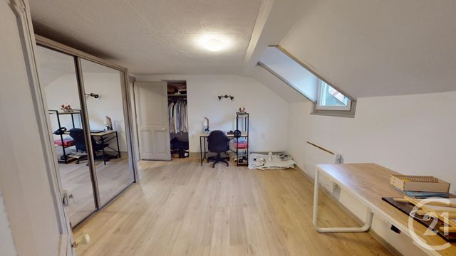 Appartement F3 à vendre - 4 pièces - 59.0 m2 - PONTARLIER - 25 - FRANCHE-COMTE - Century 21 Avenir Immobilier