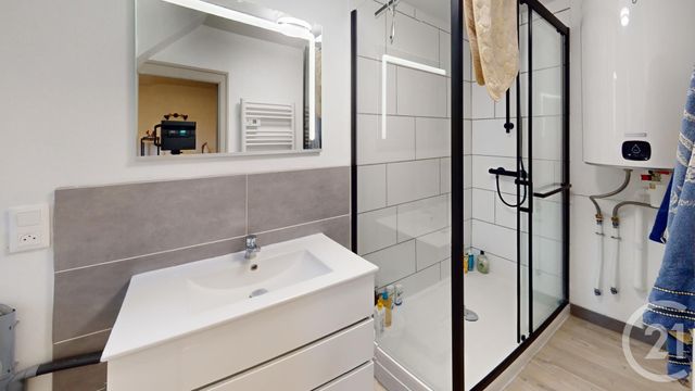 Appartement F3 à vendre - 4 pièces - 59.0 m2 - PONTARLIER - 25 - FRANCHE-COMTE - Century 21 Avenir Immobilier