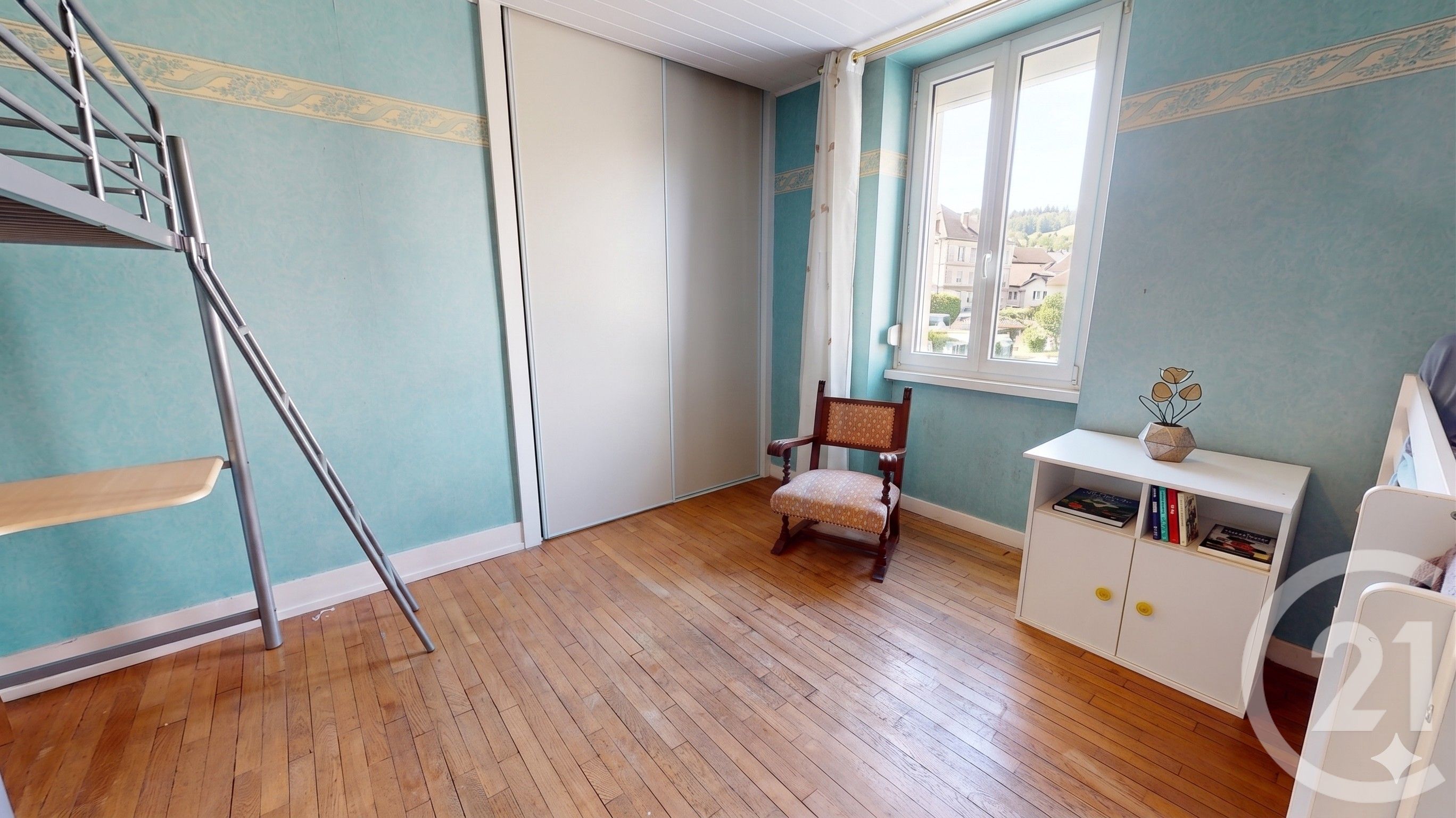 Appartement T3 à vendre - 3 pièces - 68.0 m2 - PONTARLIER - 25 - FRANCHE-COMTE - Century 21 Avenir Immobilier — 6
