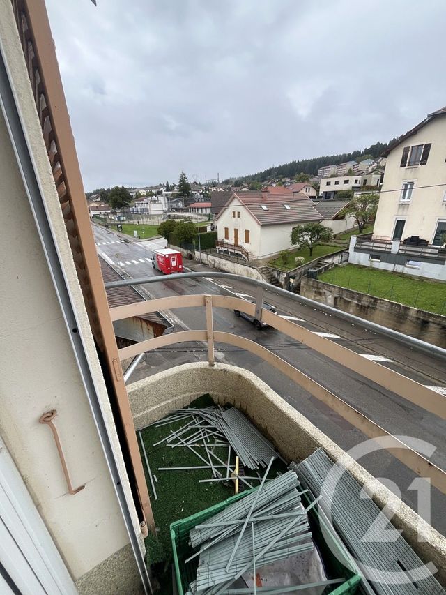 Appartement T3 à vendre - 3 pièces - 68.0 m2 - PONTARLIER - 25 - FRANCHE-COMTE - Century 21 Avenir Immobilier