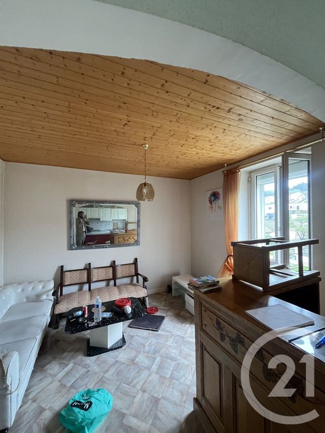 Appartement T3 à vendre - 3 pièces - 68.0 m2 - PONTARLIER - 25 - FRANCHE-COMTE - Century 21 Avenir Immobilier