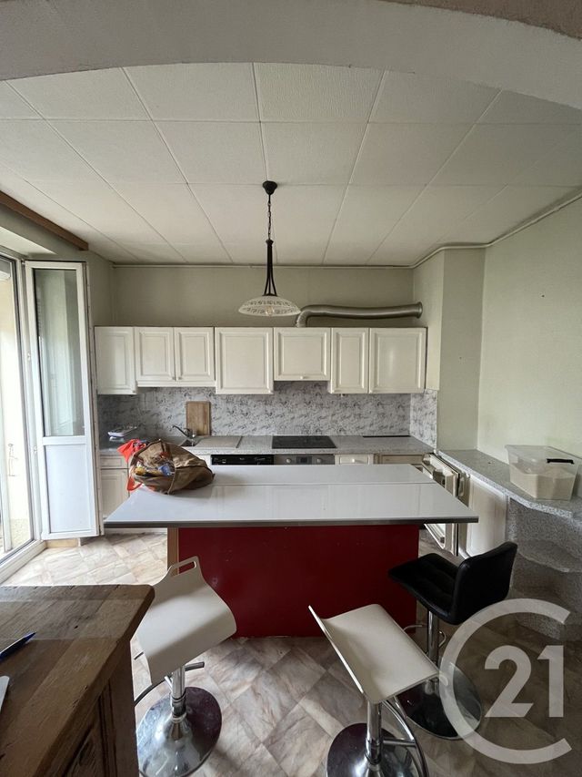 Appartement T3 à vendre - 3 pièces - 68.0 m2 - PONTARLIER - 25 - FRANCHE-COMTE - Century 21 Avenir Immobilier