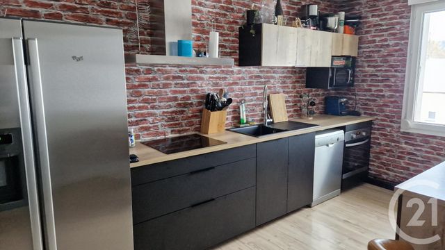 Appartement F4 à louer - 4 pièces - 93.0 m2 - LES FOURGS - 25 - FRANCHE-COMTE - Century 21 Avenir Immobilier