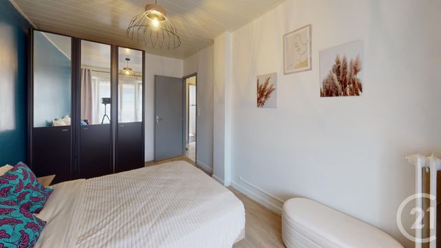 Appartement T3 à vendre - 3 pièces - 61.53 m2 - PONTARLIER - 25 - FRANCHE-COMTE - Century 21 Avenir Immobilier