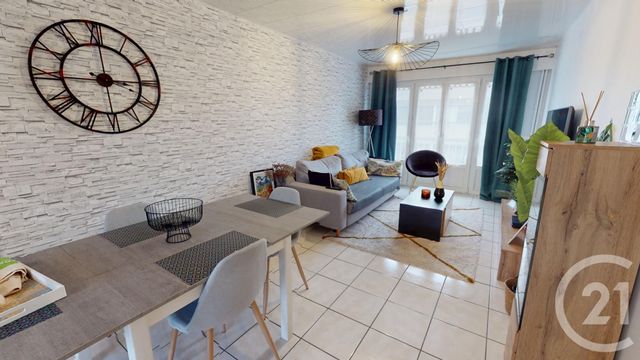 Appartement T3 à vendre - 3 pièces - 61.53 m2 - PONTARLIER - 25 - FRANCHE-COMTE - Century 21 Avenir Immobilier