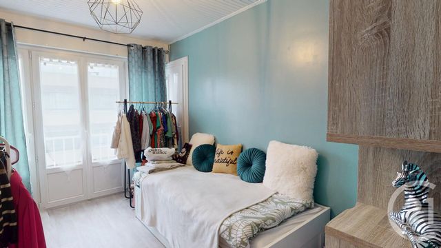 Appartement T3 à vendre - 3 pièces - 61.53 m2 - PONTARLIER - 25 - FRANCHE-COMTE - Century 21 Avenir Immobilier