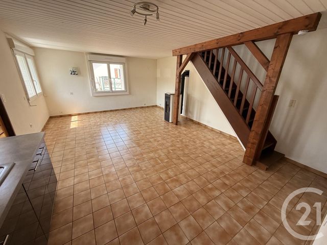 Appartement Duplex à louer - 3 pièces - 63.83 m2 - OYE ET PALLET - 25 - FRANCHE-COMTE - Century 21 Avenir Immobilier