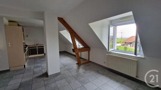Appartement Duplex à louer - 2 pièces - 59.0 m2 - DOUBS - 25 - FRANCHE-COMTE - Century 21 Avenir Immobilier