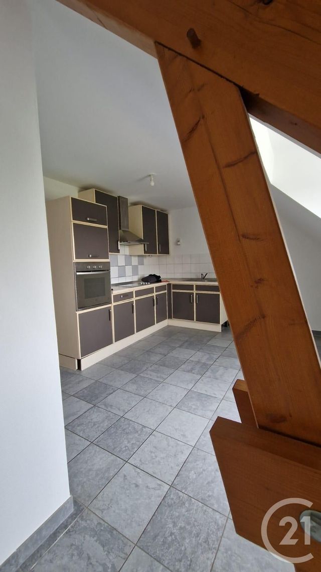 Appartement Duplex à louer - 2 pièces - 59.0 m2 - DOUBS - 25 - FRANCHE-COMTE - Century 21 Avenir Immobilier
