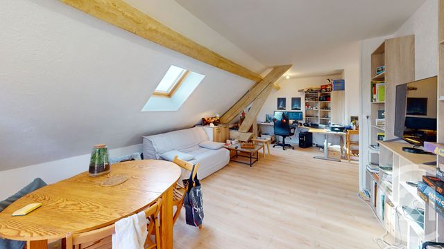 Appartement T3 à vendre - 3 pièces - 50.04 m2 - PONTARLIER - 25 - FRANCHE-COMTE - Century 21 Avenir Immobilier