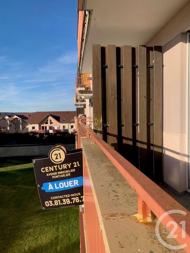Appartement F2 à louer - 2 pièces - 45.0 m2 - PONTARLIER - 25 - FRANCHE-COMTE - Century 21 Avenir Immobilier
