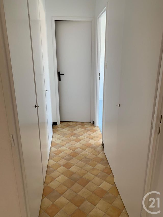 Appartement F2 à louer - 2 pièces - 45.0 m2 - PONTARLIER - 25 - FRANCHE-COMTE - Century 21 Avenir Immobilier