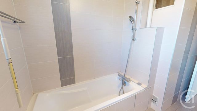 Appartement F4 à vendre - 4 pièces - 90.96 m2 - PONTARLIER - 25 - FRANCHE-COMTE - Century 21 Avenir Immobilier