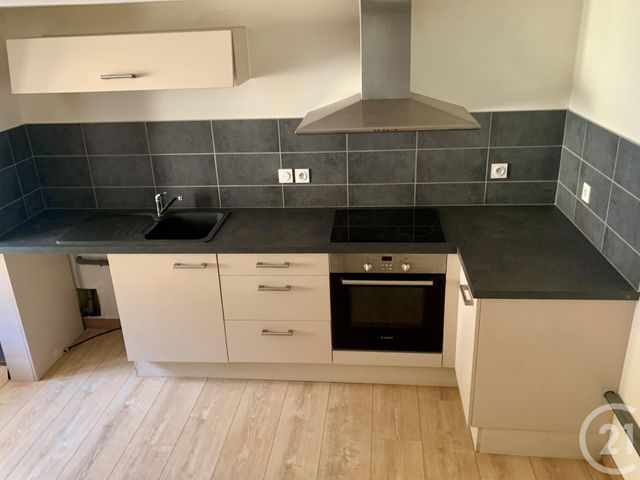 Appartement Duplex à louer - 3 pièces - 51.93 m2 - LA CLUSE ET MIJOUX - 25 - FRANCHE-COMTE - Century 21 Avenir Immobilier