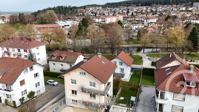 Appartement F5 à vendre - 5 pièces - 110.0 m2 - PONTARLIER - 25 - FRANCHE-COMTE - Century 21 Avenir Immobilier