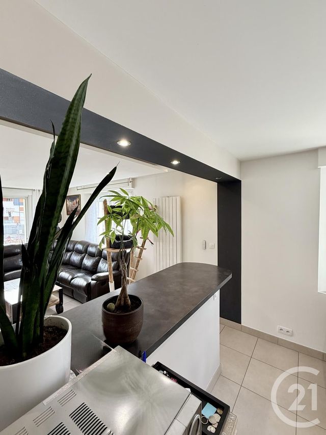 Appartement F5 à vendre - 5 pièces - 110.0 m2 - PONTARLIER - 25 - FRANCHE-COMTE - Century 21 Avenir Immobilier