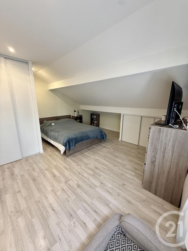 Appartement F5 à vendre - 5 pièces - 110.0 m2 - PONTARLIER - 25 - FRANCHE-COMTE - Century 21 Avenir Immobilier
