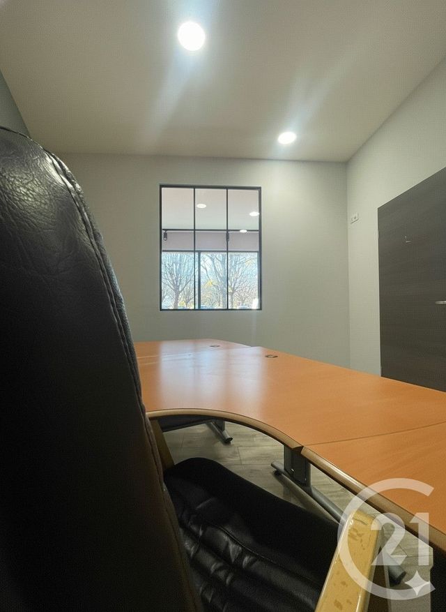 Appartement Local à vendre - 3 pièces - 103.14 m2 - PONTARLIER - 25 - FRANCHE-COMTE - Century 21 Avenir Immobilier