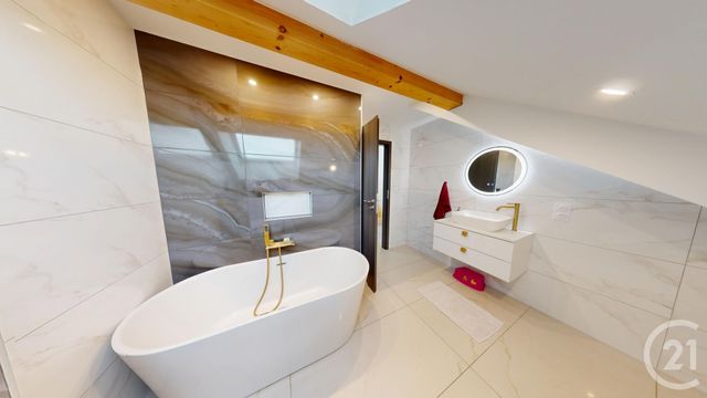 Appartement F4 à vendre - 4 pièces - 82.0 m2 - BULLE - 25 - FRANCHE-COMTE - Century 21 Avenir Immobilier