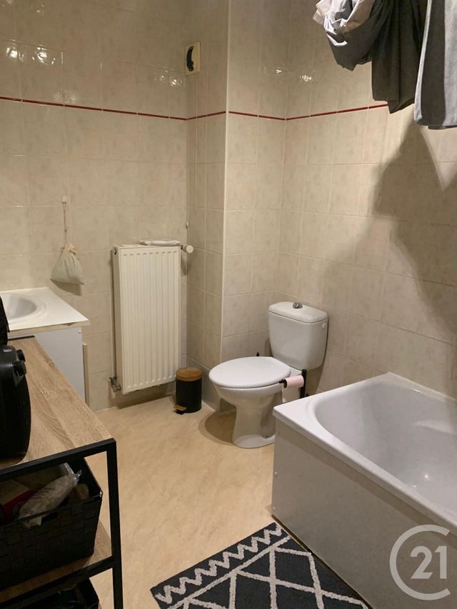 Appartement F4 à louer - 4 pièces - 115.0 m2 - LEVIER - 25 - FRANCHE-COMTE - Century 21 Avenir Immobilier