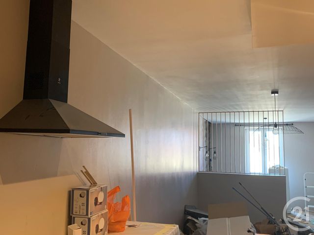 Appartement Studio à louer - 1 pièce - 33.0 m2 - PONTARLIER - 25 - FRANCHE-COMTE - Century 21 Avenir Immobilier