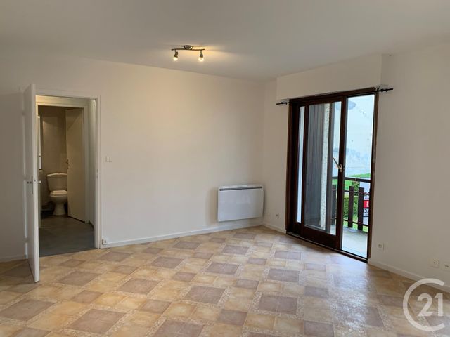 Appartement F1 à louer - 1 pièce - 37.81 m2 - PONTARLIER - 25 - FRANCHE-COMTE - Century 21 Avenir Immobilier