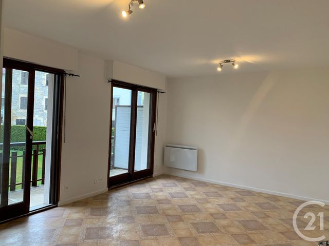 Appartement F1 à louer - 1 pièce - 37.81 m2 - PONTARLIER - 25 - FRANCHE-COMTE - Century 21 Avenir Immobilier