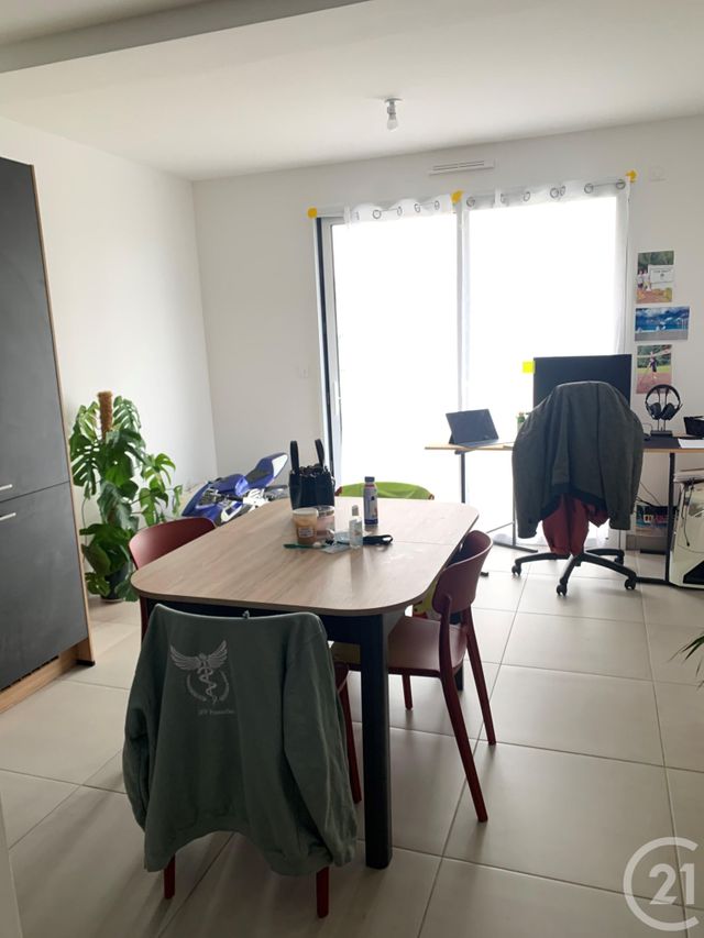 Appartement F2 à louer - 2 pièces - 40.55 m2 - DOUBS - 25 - FRANCHE-COMTE - Century 21 Avenir Immobilier