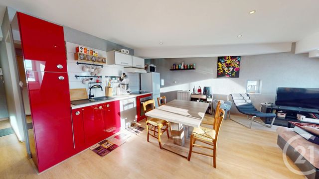 Appartement F2 bis à vendre - 3 pièces - 55.47 m2 - PONTARLIER - 25 - FRANCHE-COMTE - Century 21 Avenir Immobilier