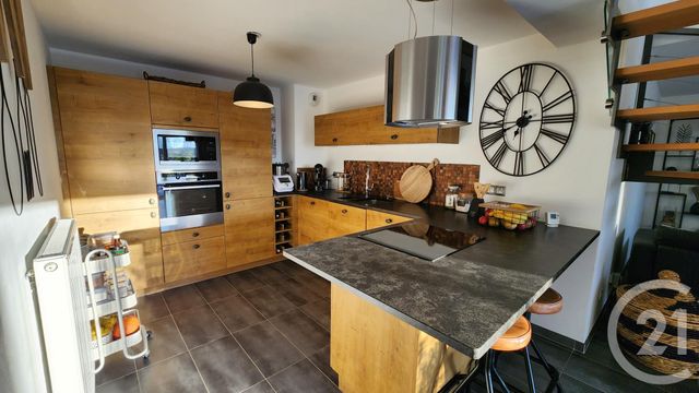 Appartement T3 à vendre - 3 pièces - 93.0 m2 - ARCON - 25 - FRANCHE-COMTE - Century 21 Avenir Immobilier