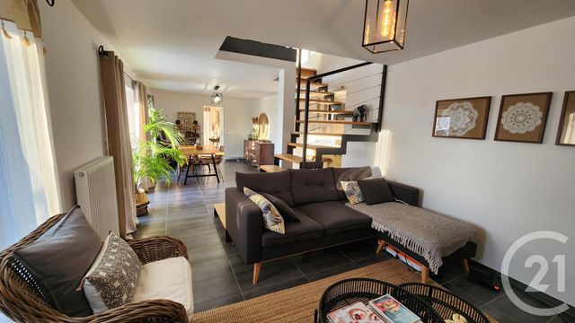 Appartement T3 à vendre - 3 pièces - 93.0 m2 - ARCON - 25 - FRANCHE-COMTE - Century 21 Avenir Immobilier