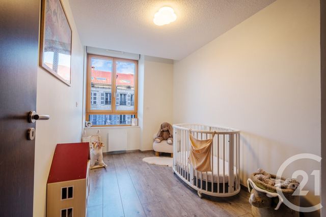 Appartement T4 à vendre - 4 pièces - 123.0 m2 - PONTARLIER - 25 - FRANCHE-COMTE - Century 21 Avenir Immobilier