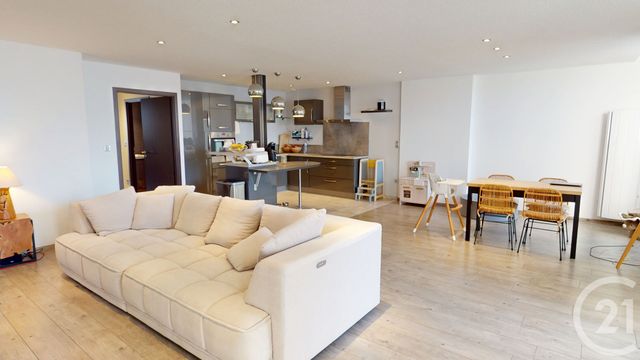Appartement T4 à vendre - 4 pièces - 123.0 m2 - PONTARLIER - 25 - FRANCHE-COMTE - Century 21 Avenir Immobilier