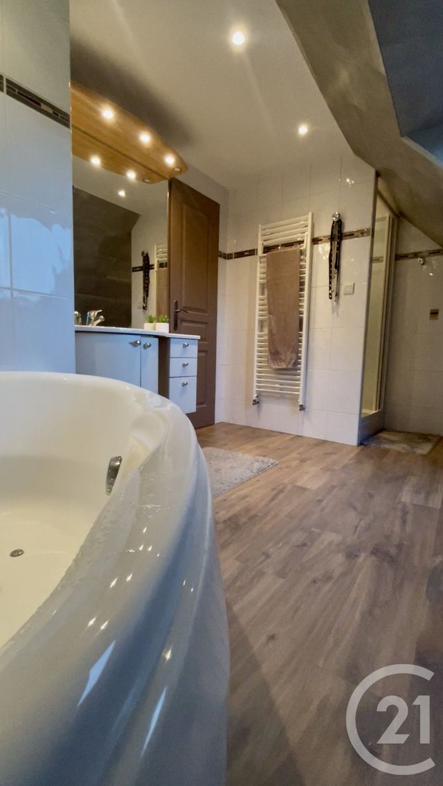 Appartement F3 à vendre - 4 pièces - 83.0 m2 - PONTARLIER - 25 - FRANCHE-COMTE - Century 21 Avenir Immobilier